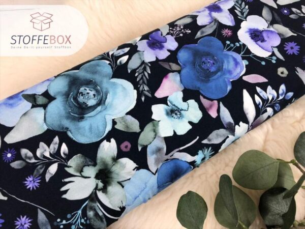 Rest 60cm Jersey - große Blumen in Aquarell - blau