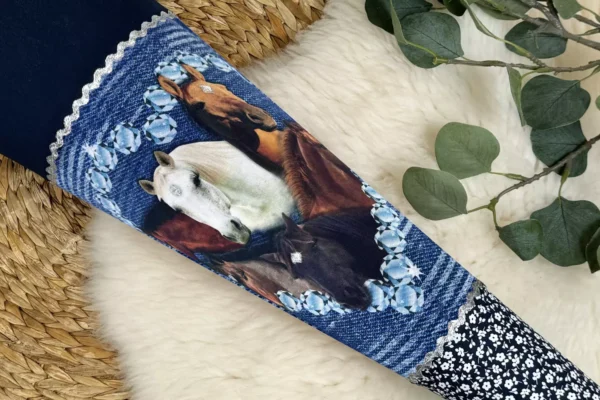 Schultüte mit Namen – Pferde in dunkelblau (70cm, 85cm) – Bild 7