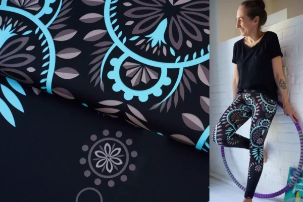 Sportjersey Stoff für Fitnessbekleidung, Yoga und Leggings LEAF CIRCLES türkis Ornamente in schwarz