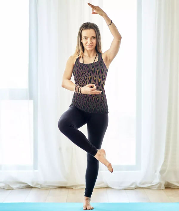 Tragebild Sportjersey Stoff für Fitnessbekleidung, Yoga und Leggings SAFARI GOLD in schwarz