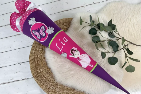 Schultuete mit Name Ballerina und Schmetterling in lila pink