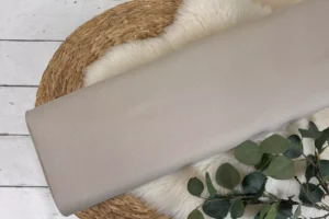 elastischer und dehnbarerer Hosenstoff aus Baumwolle für Peach Chino in sand