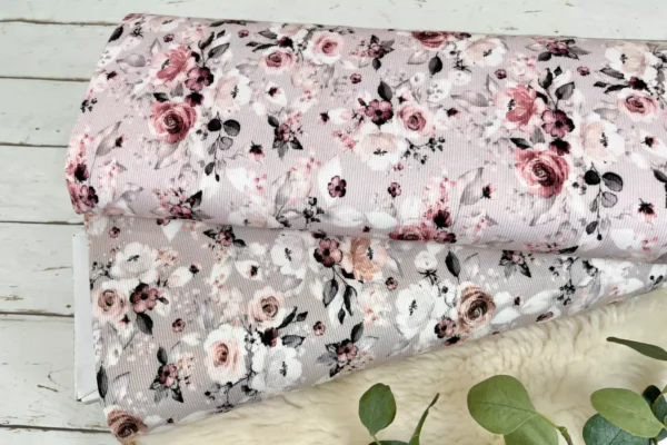 Stoffpaket aus Ripp Jersey gemustert mit Blumen in rosa und sand