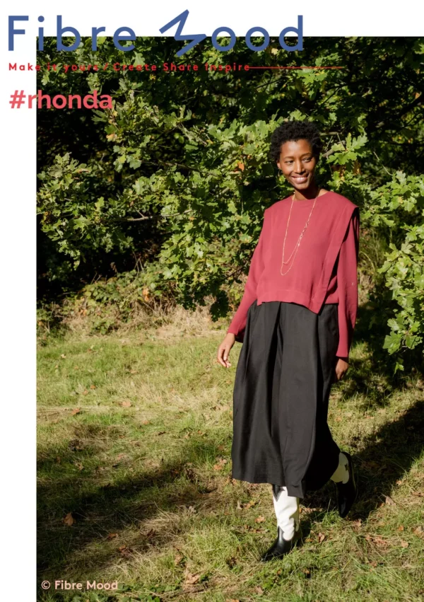 Tragebild Fibre Mood Special Rhonda aus Viskose Borkenkrepp in Uni bordeaux