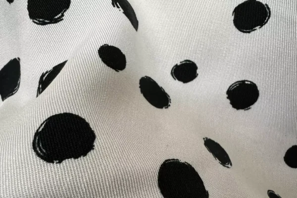 Viskose Twill Stoff - große Punkte Muster Polka Dots in hellsand - Blusenstoff – Bild 5