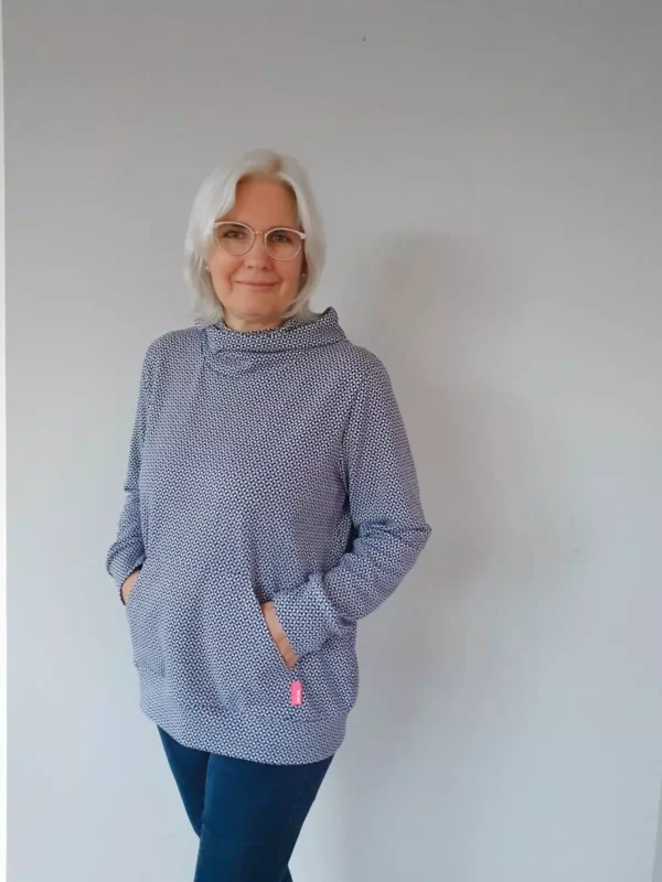 Papierschnittmuster Fadenkäfer X-te Hoodie Damen – Bild 4