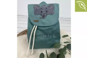 Kindergartenrucksack mit Namen und Elefant Applikation in mint.