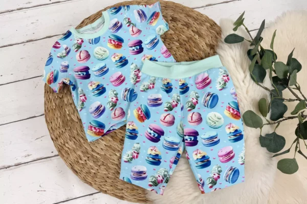 Jersey Stoff – Macarons Motiv in hellblau - Öko-Tex-100 – Bild 3