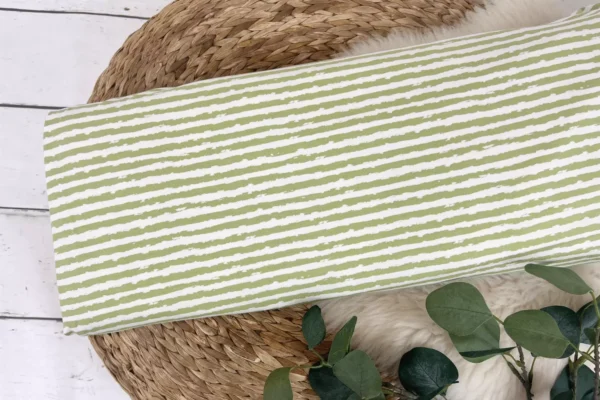 Baumwolljersey mit grün, weiß gestreiften vintage Streifen