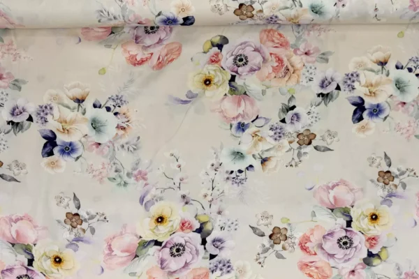 elastischer Viskose Stretch Stoff mit großen Blumen in pastellgelb