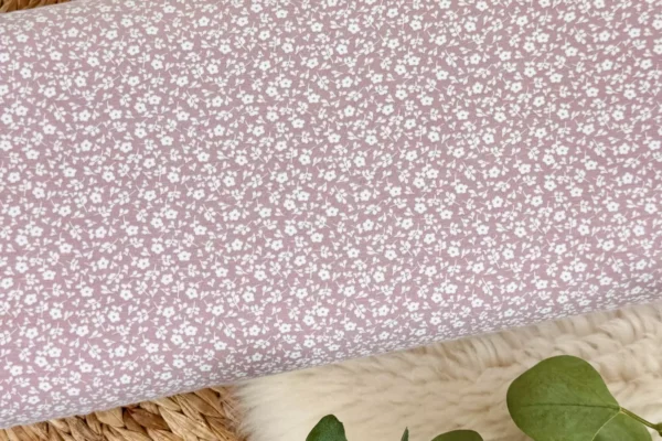 elastischer Jersey Stoff mit kleinen Blümchen in altrosa