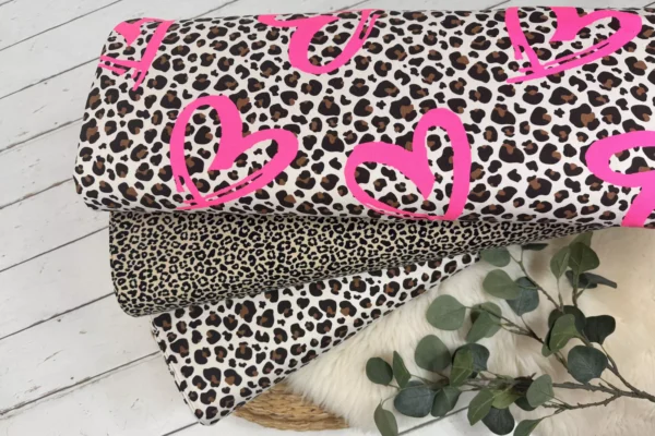 French Terry Sommersweat Stoff - Leoprint Muster, Animalprint in beige – Bild 3