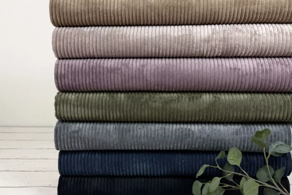 Breitcord Samt Stoff für Dekoration und Möbelbezüge in Uni Farben von Swafing Wanja